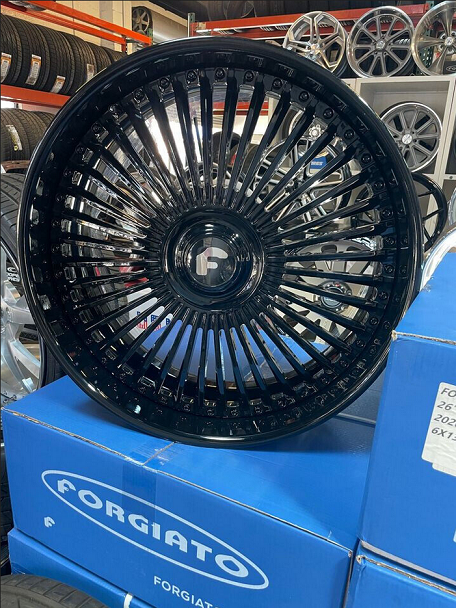 26" FORGIATO TRIMESTRE 3 PIECE WHEELS 26X10 6X139.7 FITS NEW ESCALADE TAHOE SILVERADO SIERRA AND MORE XL FLOATING CAPS (TIRES INCLUDED) (FINANCING AVAILABLE)