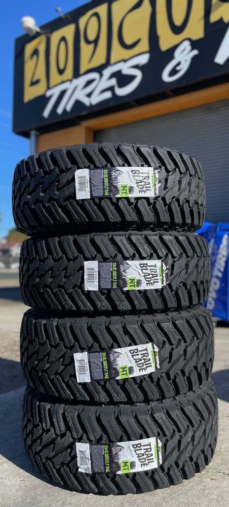 LT275/70R18 ATTURO TRAIL BLADE M/T 10PLY 125/122Q 80PSI