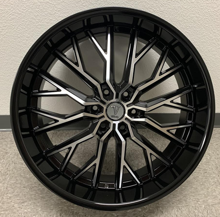 VELOCITY VW33-M 22X9.5+30 6X139.7 C.B-78.1 B+MO