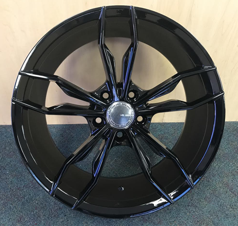 VELSEN WHEEL 105-M 18X8+38 5X114.3 C.B-73.1 B BLACK
