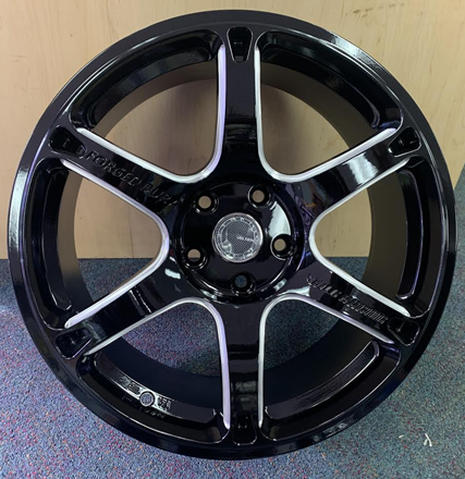VELSEN WHEEL 102-M 18X8+38 5X114.3 C.B-73.1 B+MW