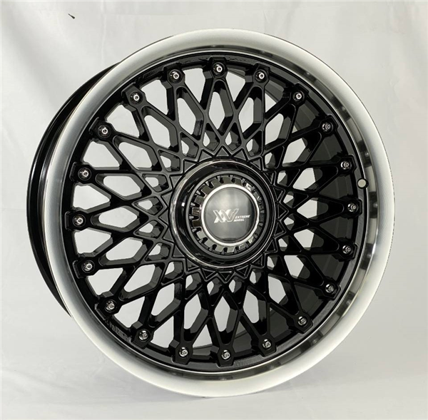 XW039 18X8+35 5X112+5X114.3 C.B 73.10 BLACK POLISHED LIP**XW FLODED CAP**SPECIAL**