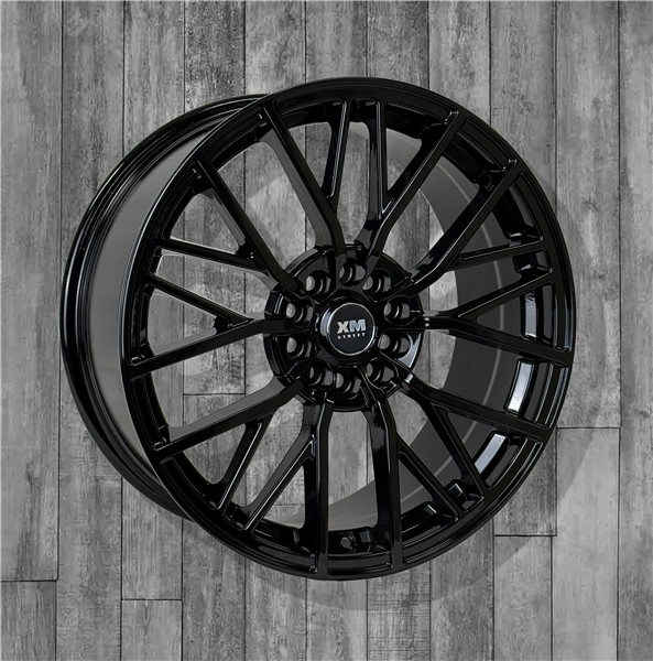 XM STREET XM-817 18X8+40 5X112+5X114.3 C.B 73.10 GLOSS BLACK
