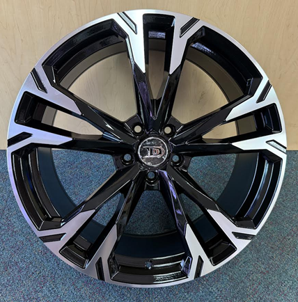 DS6 WHEEL DS6-M 20X8.5+35 5X114.3 C.B-73.1 B+M
