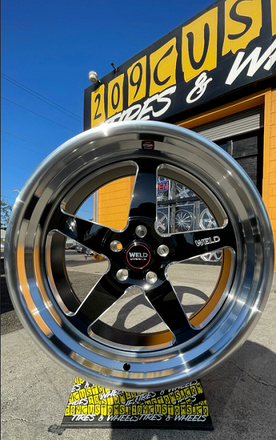 Set of 4 22" WELD VENTURA S104 BLACK + POLISHED LIP 22X8.5 + 22X10.5 5X127 5X5 Chevy OBS 1500 C-10 (WHEELS ONLY)