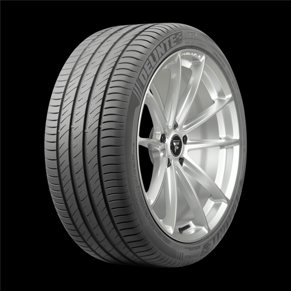 215/35ZR18 DELINTE DS2 84W M+S 500AA**55K**+ROAD HAZARD