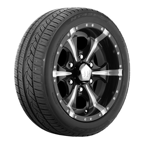 NT421Q 275/60R20 115H SL 32.9