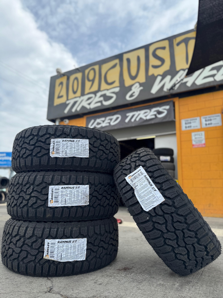 305/45R22 BARKLEY RAMMUS X/T 118T XL M+S 500A-B 50K+ ROAD HAZARD