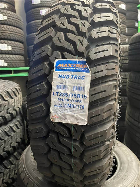 LT235/75R15 MAXTREK MUD TRAC 104/101Q M/T 6PLY