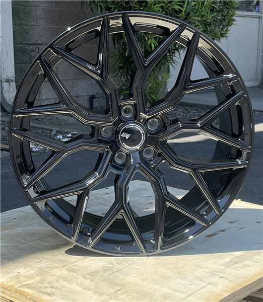 507 20X10 5X114.3 +42 CB73.1 GLOSS BLACK
