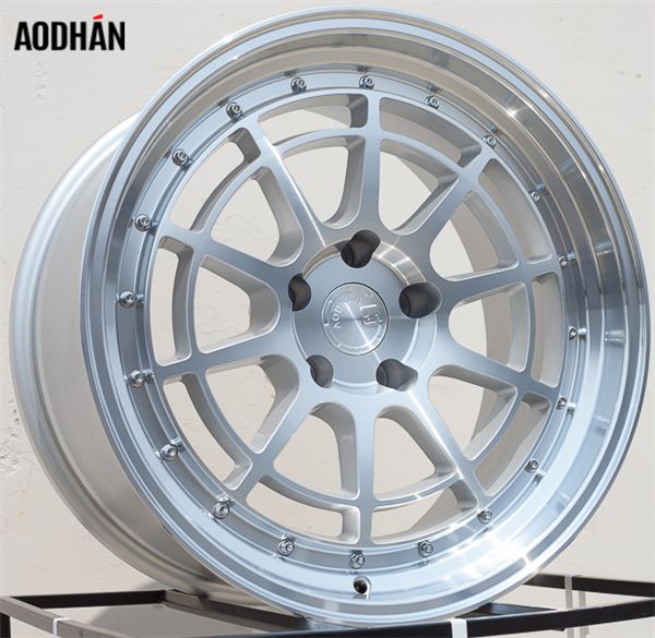 AODHAN-AH04 SILVER/MACHINE FACE & LIP 18X10.5 5X4.5+30+73.1
