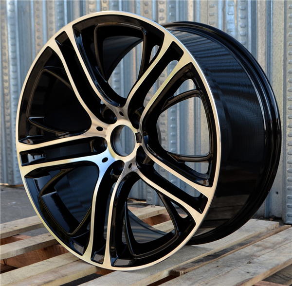 B-12 GLOSS BLACK/MACHINE FACE 20X11 5X4.75 +35 +74.1