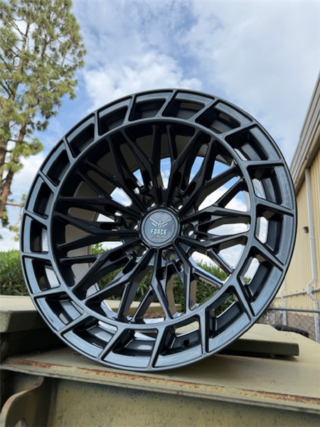 FORCE F56 20X10 6X135 -24MM 87.1 GUNMETAL