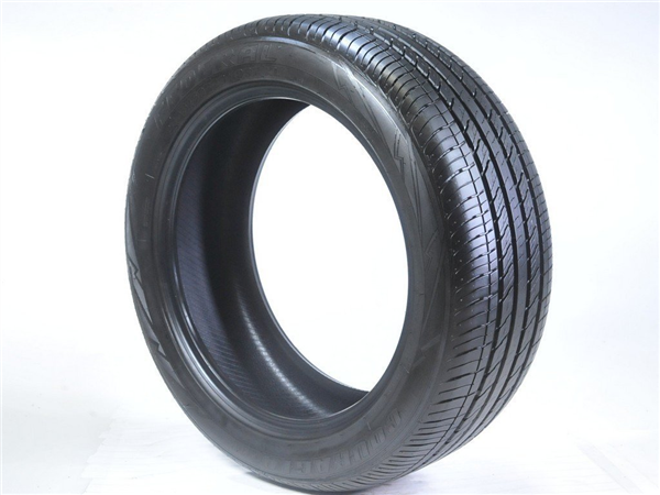 235/50R19 FEDERAL COURAGIA F/X 99V 320AA****50K*****