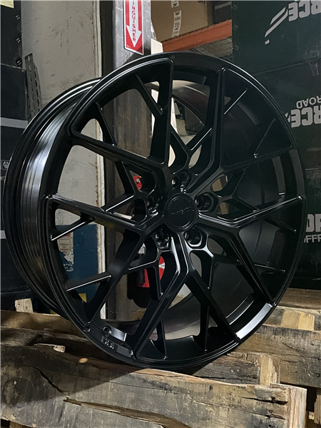 IVISON DRIVE 20X8.5 5X114.3 +35MM C.B-67.1 MATT BLACK