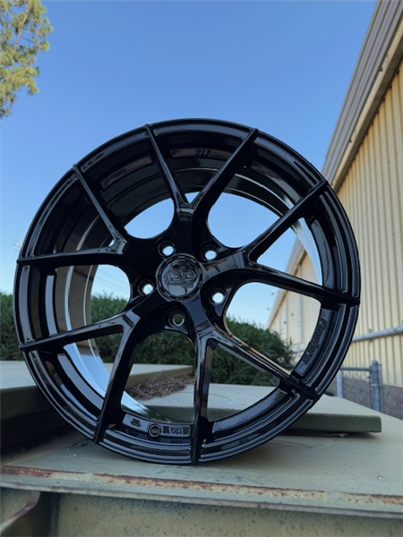 OD3 17X7.5 5X114.3 +40MM 73.1 GLOSS BLACK