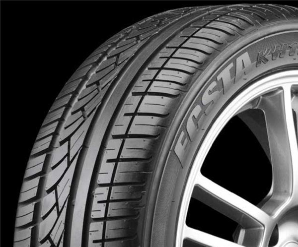 215/55R18 KUMHO ECSTA KH11
