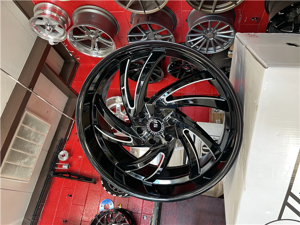 STREET FORCE SF22123 24X10 6X139.7 Black Milled +30 c.b-78.1 **Special**