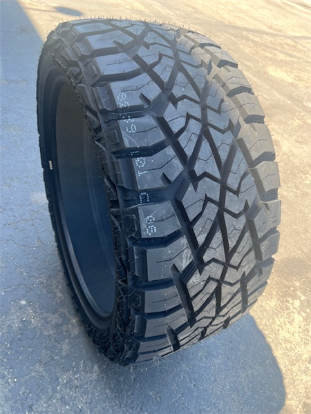 LT285/70R17 AMP TERRAIN ATTACK R/T 116/113Q 6PLY