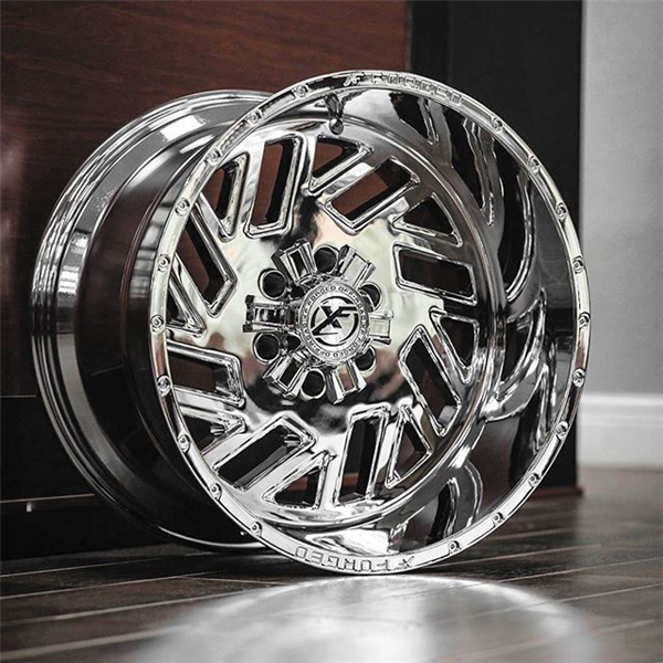 XFX FORGED XFX-304 CHROME 17X10 6X135/6X5.5 -12 +108 **FORGED** *FLOATING CAPS*