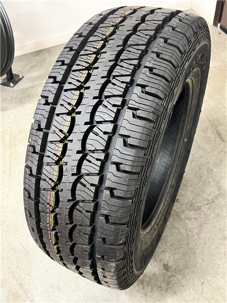 LT265/70R17 10PR JK TYRE BLAZZE X-AT 121/118S BSW