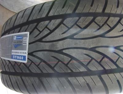 295/30R26 SUNNY SN3870 107W XL