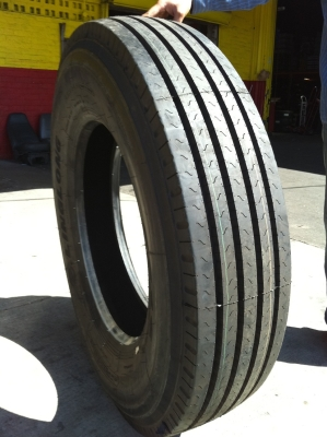 295/75R22.5/14 LINGLONG F816E+ *STEER* *SMARTWAY*