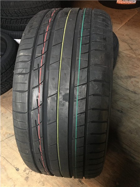 305/40R22 ACCELERA IOTA ST68 114W XL 400AA***35K***