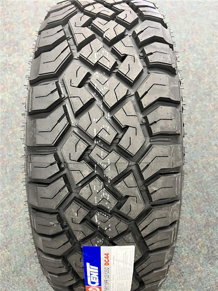 LT265/70R17 DCENTI DC44 R/T 10PLY 123/120Q