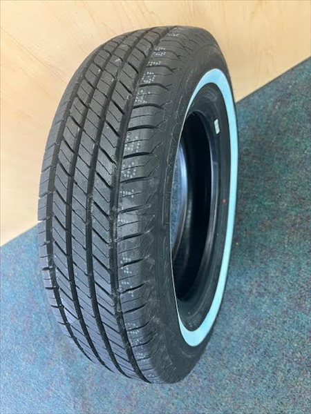 205/75R15 VENOM POWER GRAND AM 97S WSW 480AB M+S***50K***30MM WHITE WALL