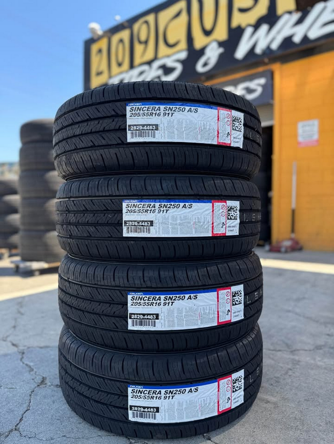 225/65R17 FALKEN SINCERA SN250 A/S 102T 720AB 80K BSW