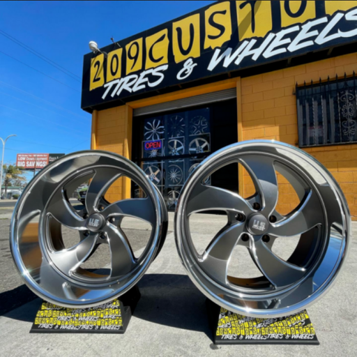 SET OF 4 24" US MAGS DESPERADO U133 24x9 + 24x10 5X127 5X5 C-10 OBS CHEVY1500 (WHEELS ONLY)