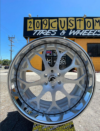 24" FORGIATO DREA AFFILATO CUSTOM MADE ANY BOLT PATTERN