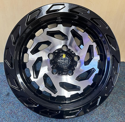 [139-2973MB] AMERICAN OUTLAW CHISEL 20X9-10 5X127 C.B-71 MB GLOSS BLACK MACHINE CENTER