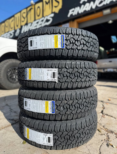 [741126681] P235/75R15 GOODYEAR TRAILRUNNER A/T BW 105S 580-A-A